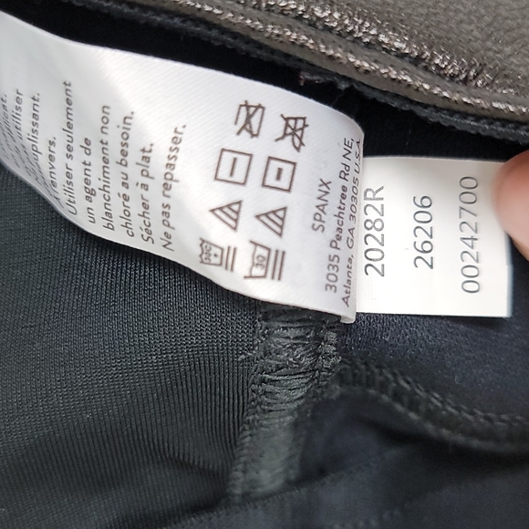 Spanx Leather-Like Ankle Skinny Pant - Picture 10 of 13